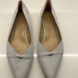 Size 7 Naturalizer light blue/grey flats